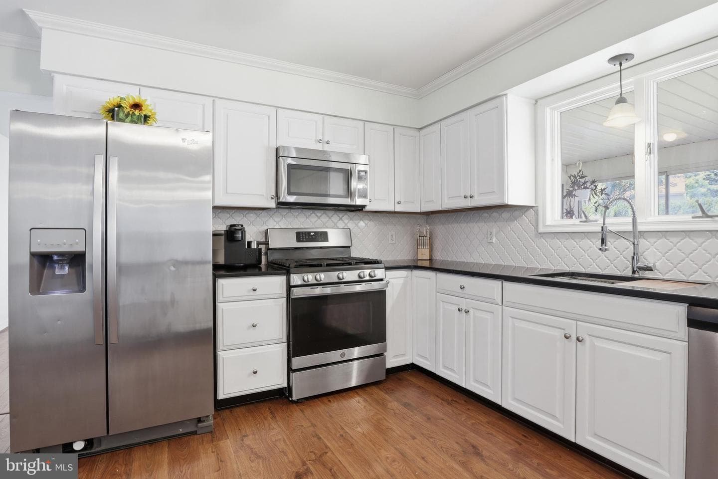 400 White Rose Lane photo 16