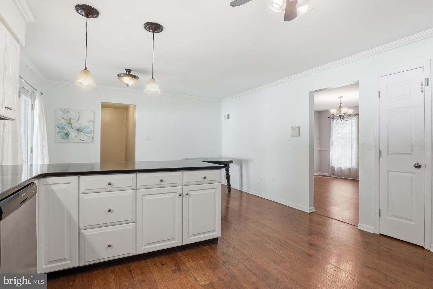 400 White Rose Lane photo 18