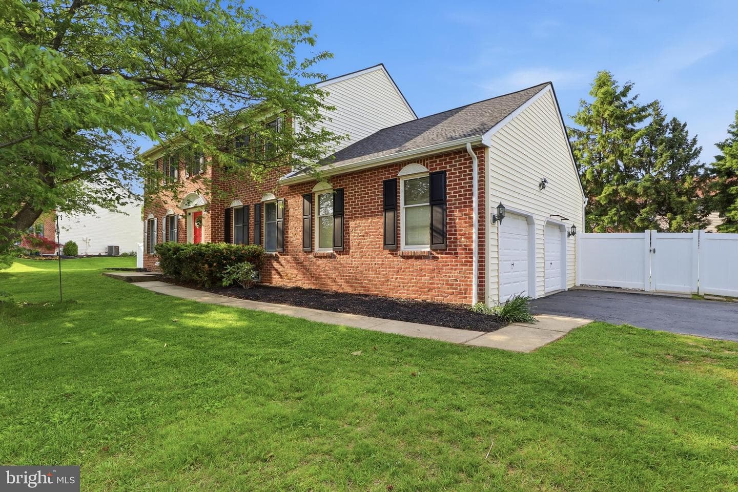 400 White Rose Lane photo 46