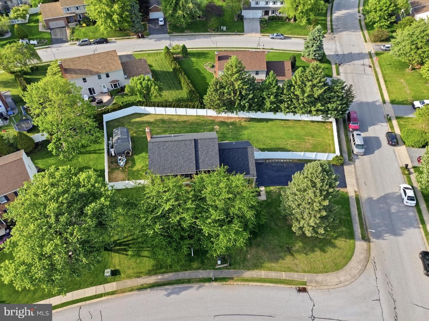 400 White Rose Lane photo 55