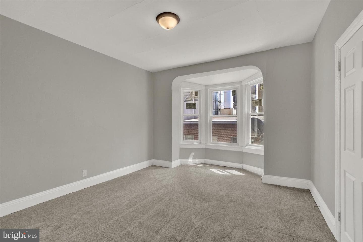 625 Lincoln Street photo 13