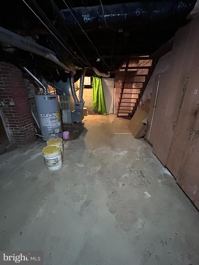 450 E Walnut Street photo 9