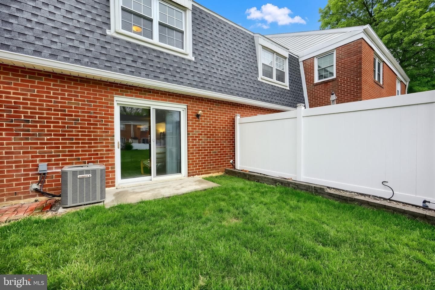 793 Hardwick Place photo 17