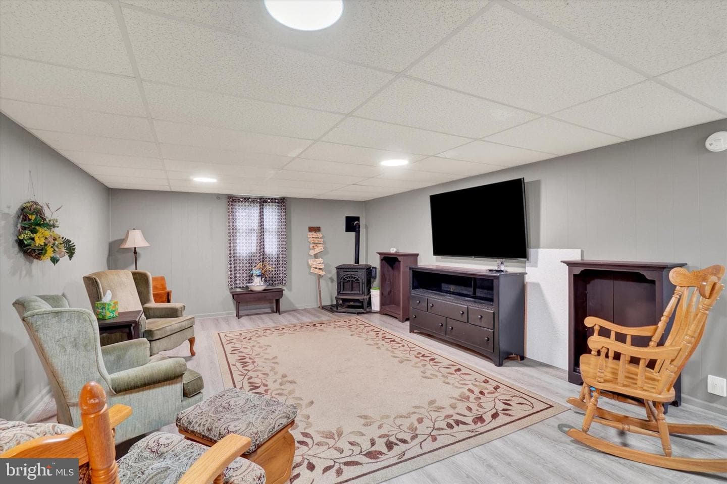 213 Lartry Drive photo 16