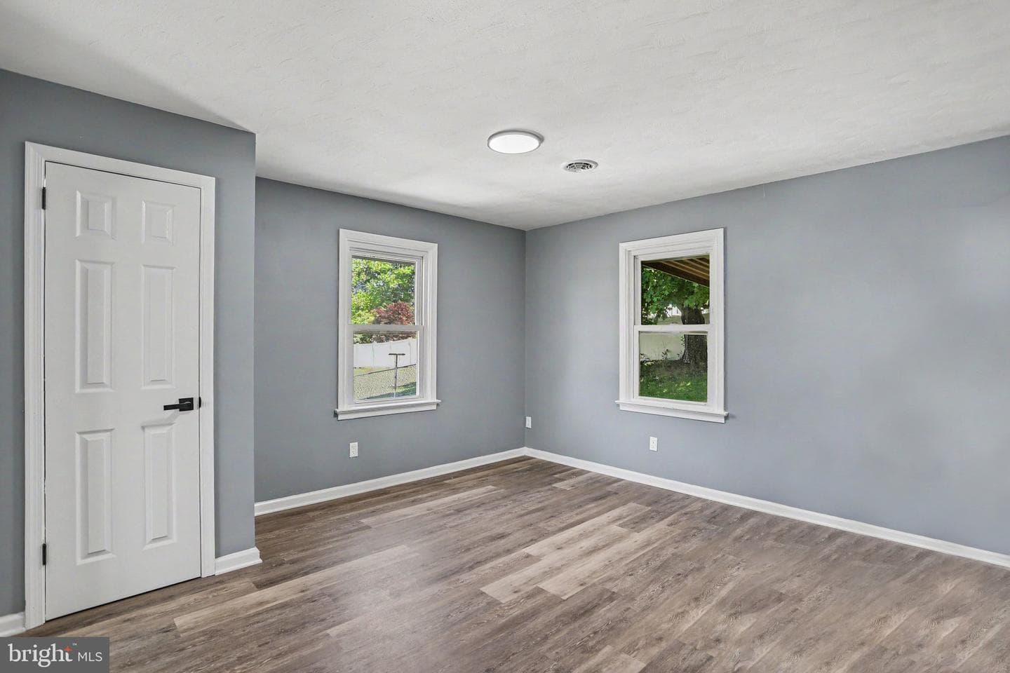 520 Woodland View Drive, York
