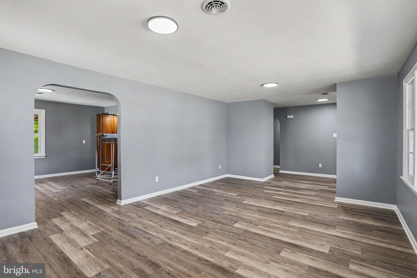 520 Woodland View Drive photo 4