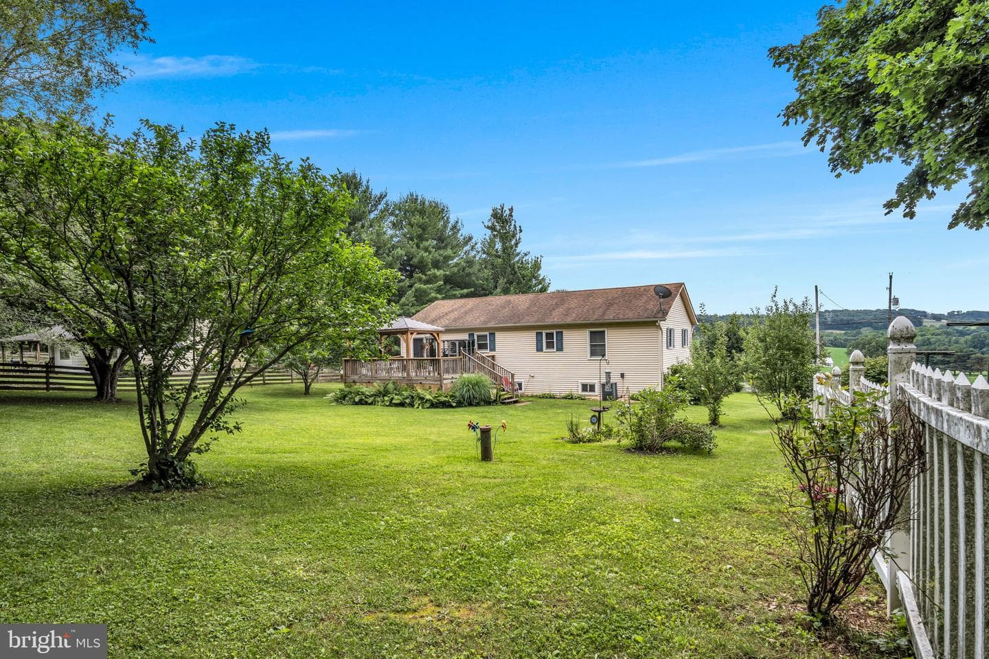 198 Glenville Road photo 36