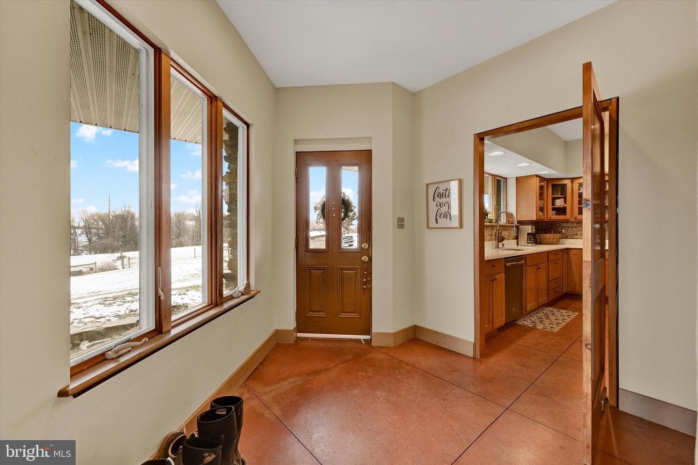 8272 Woodbine Road photo 6