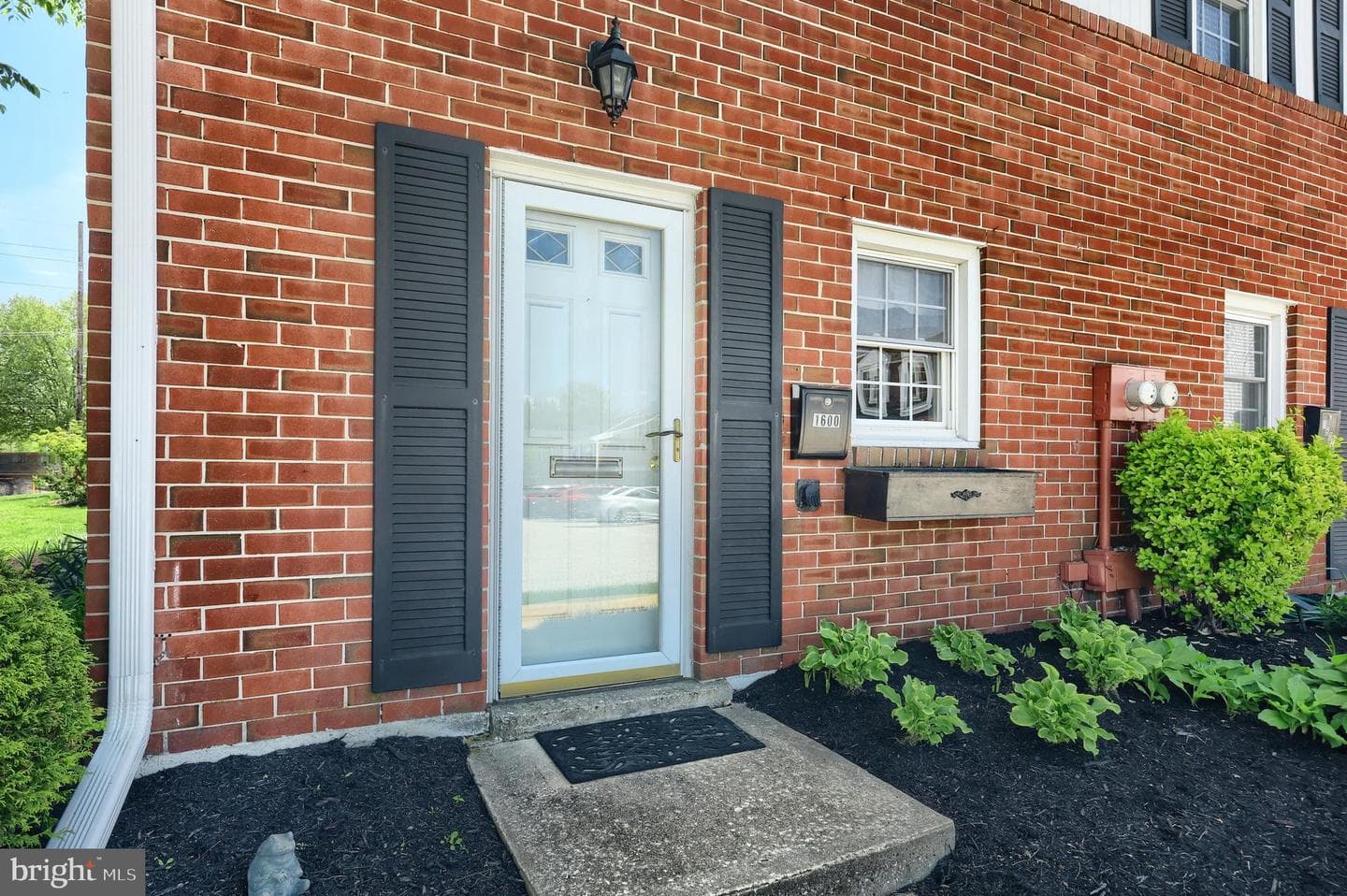 1600 Devers Road photo 8