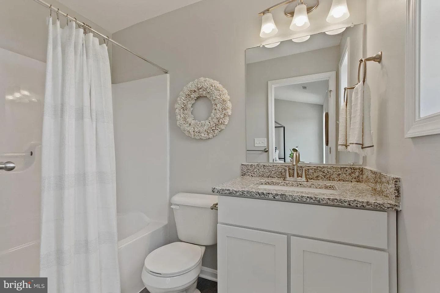 326 Avon Drive photo 28