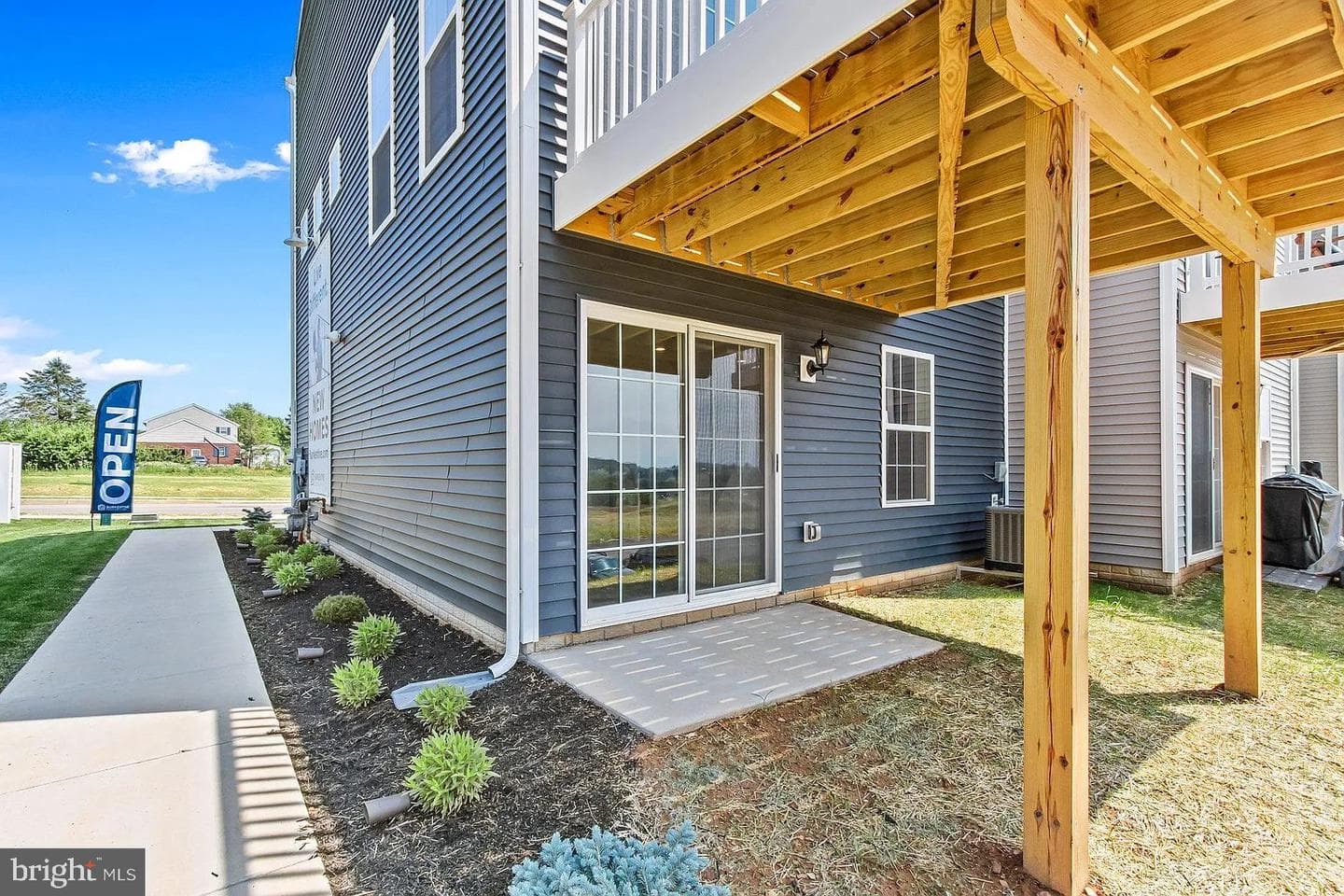 326 Avon Drive photo 41