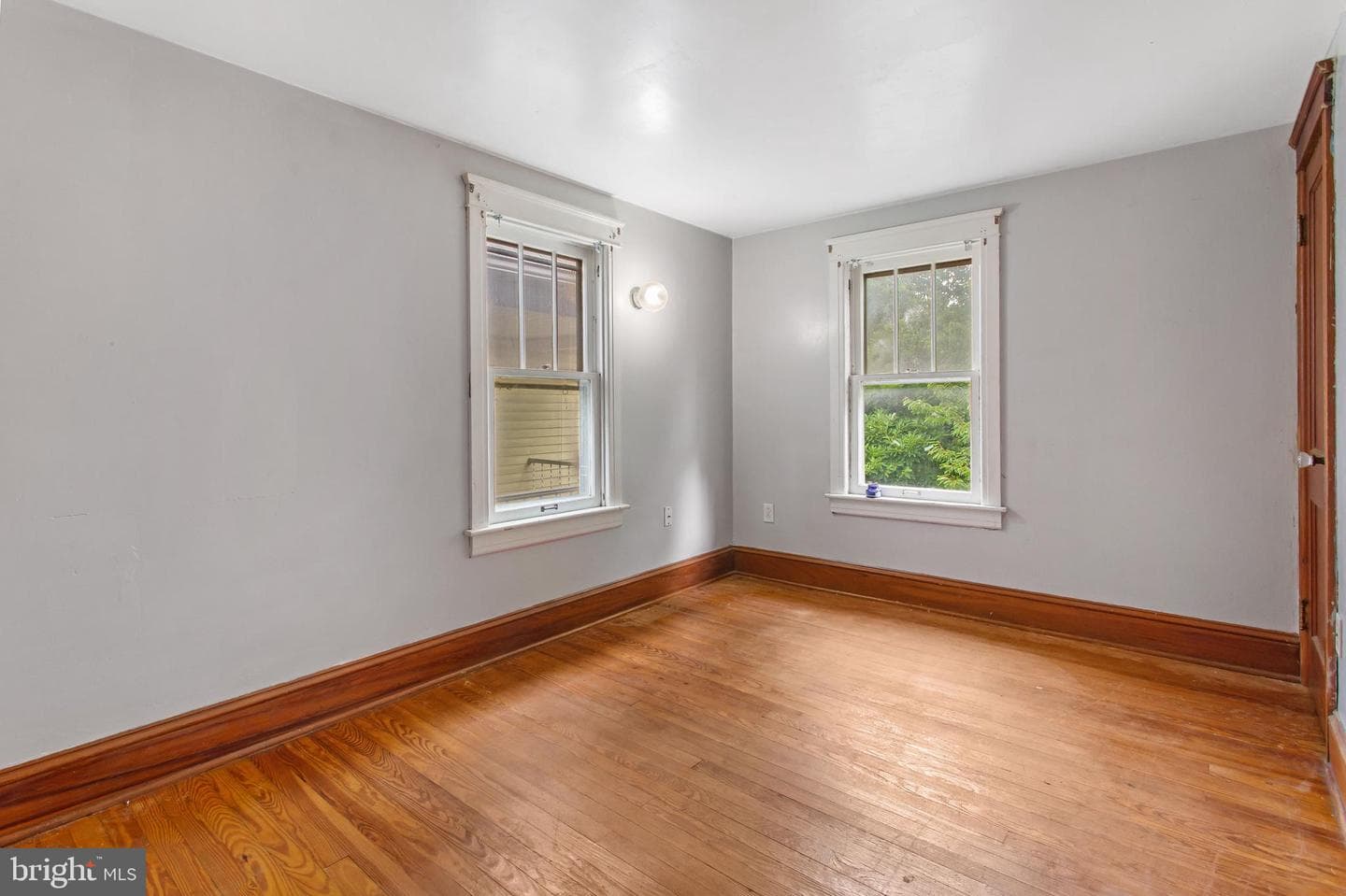 772 Baltimore Street photo 13