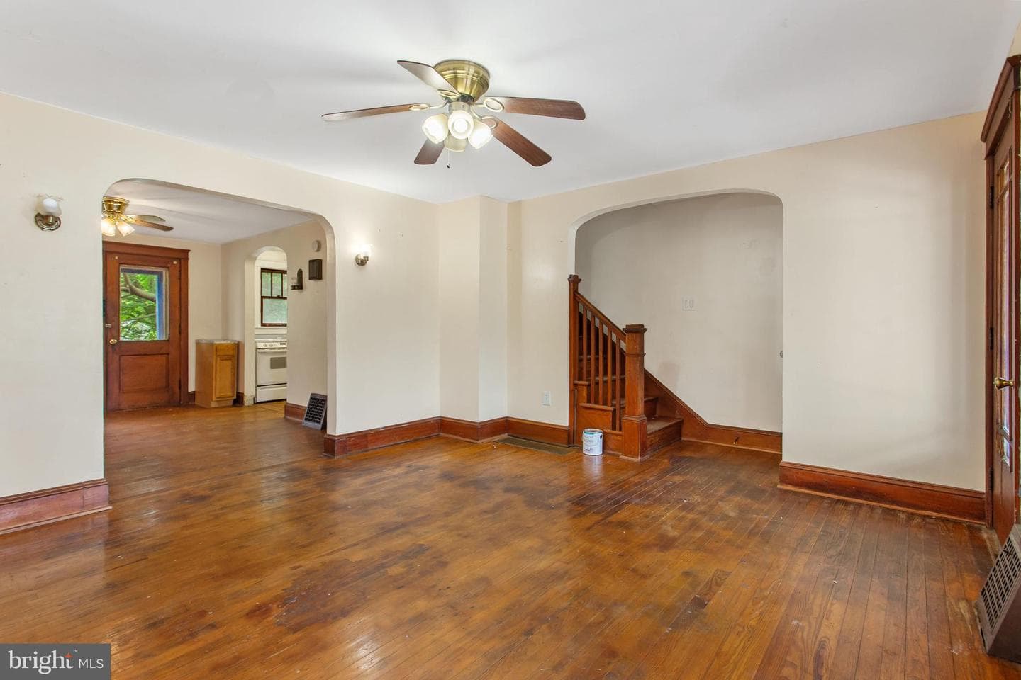 772 Baltimore Street photo 4