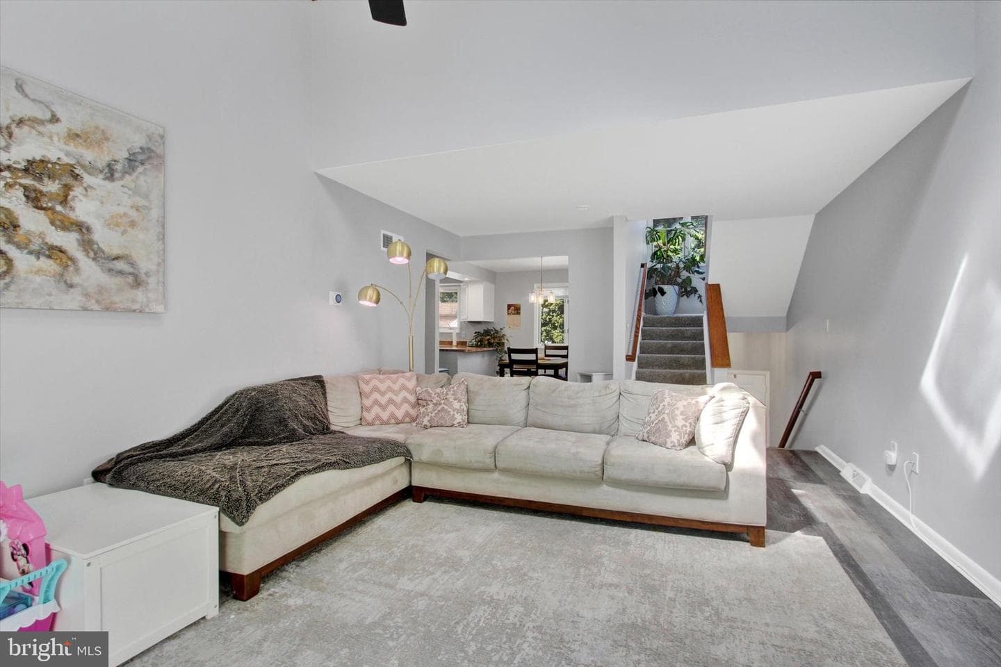 200 Greenleaf Road photo 6