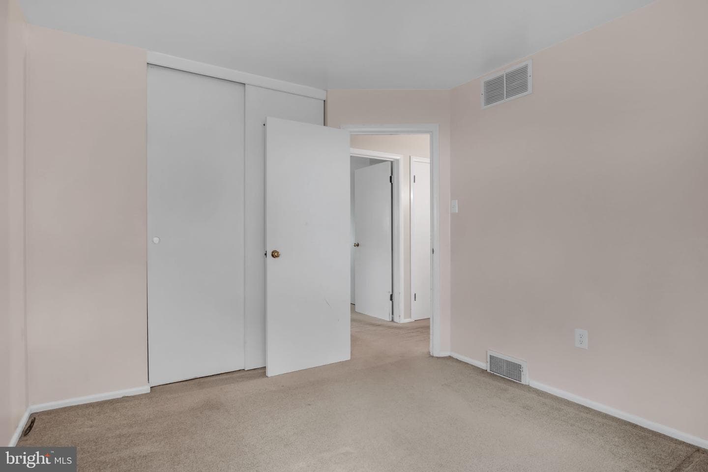 844 Gunnison Road photo 13