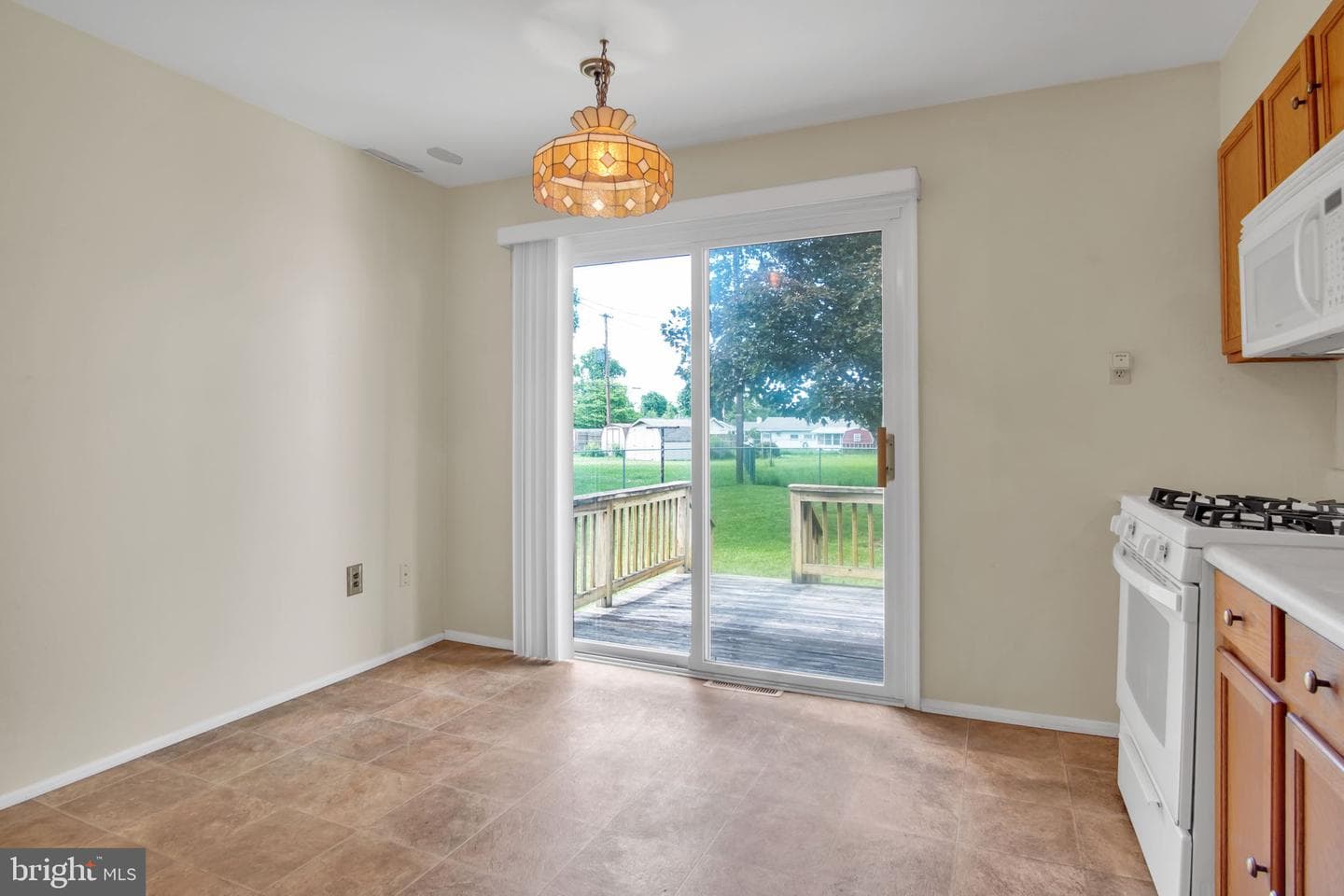 844 Gunnison Road photo 18