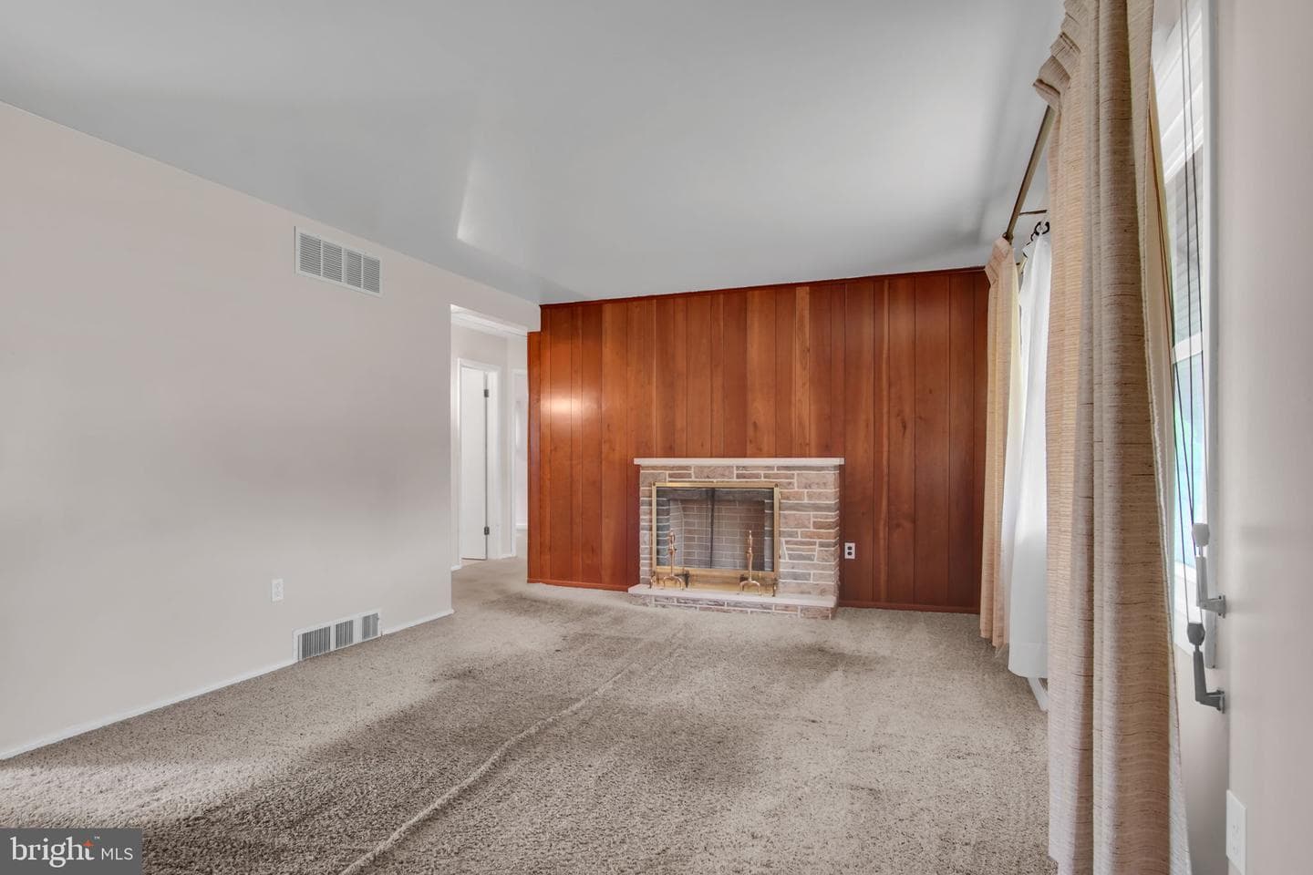 844 Gunnison Road photo 6