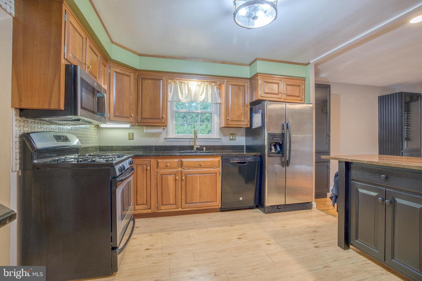 420 Cortleigh Drive photo 16
