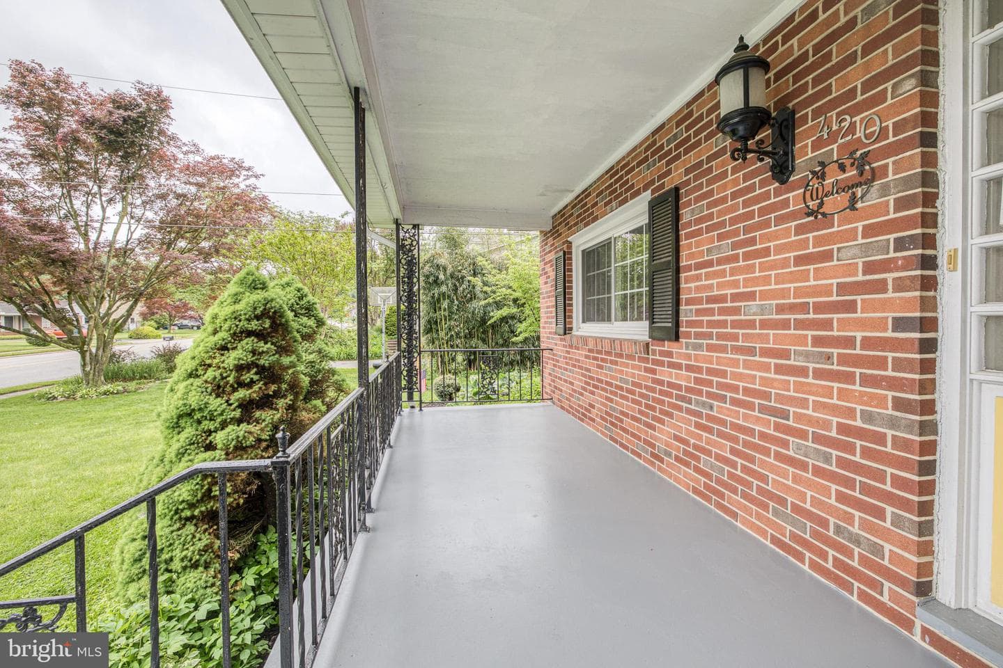 420 Cortleigh Drive photo 6