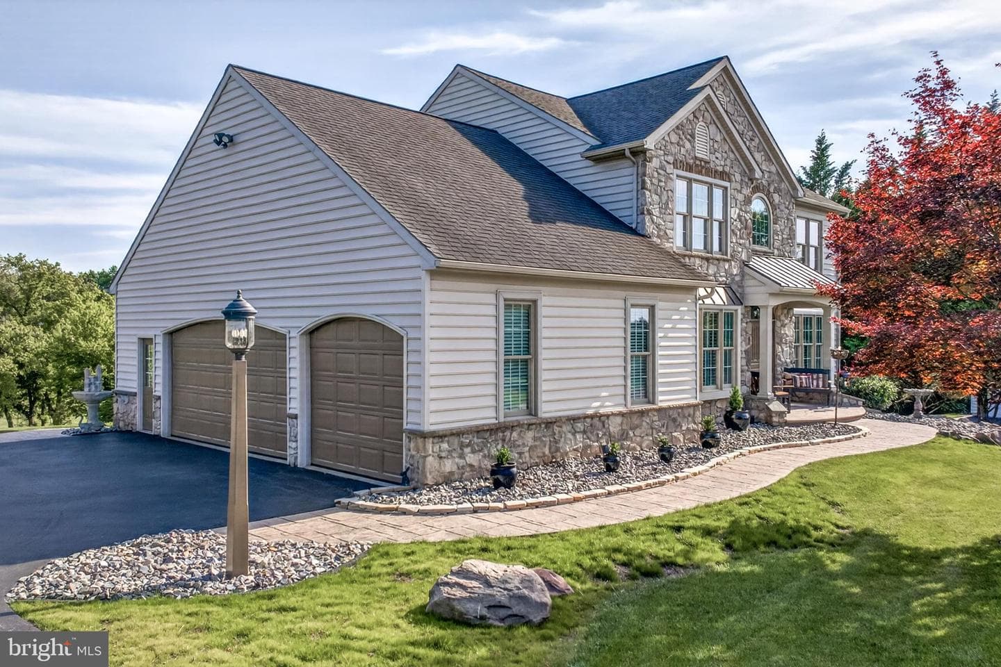 2510 Donlenik Drive photo 2