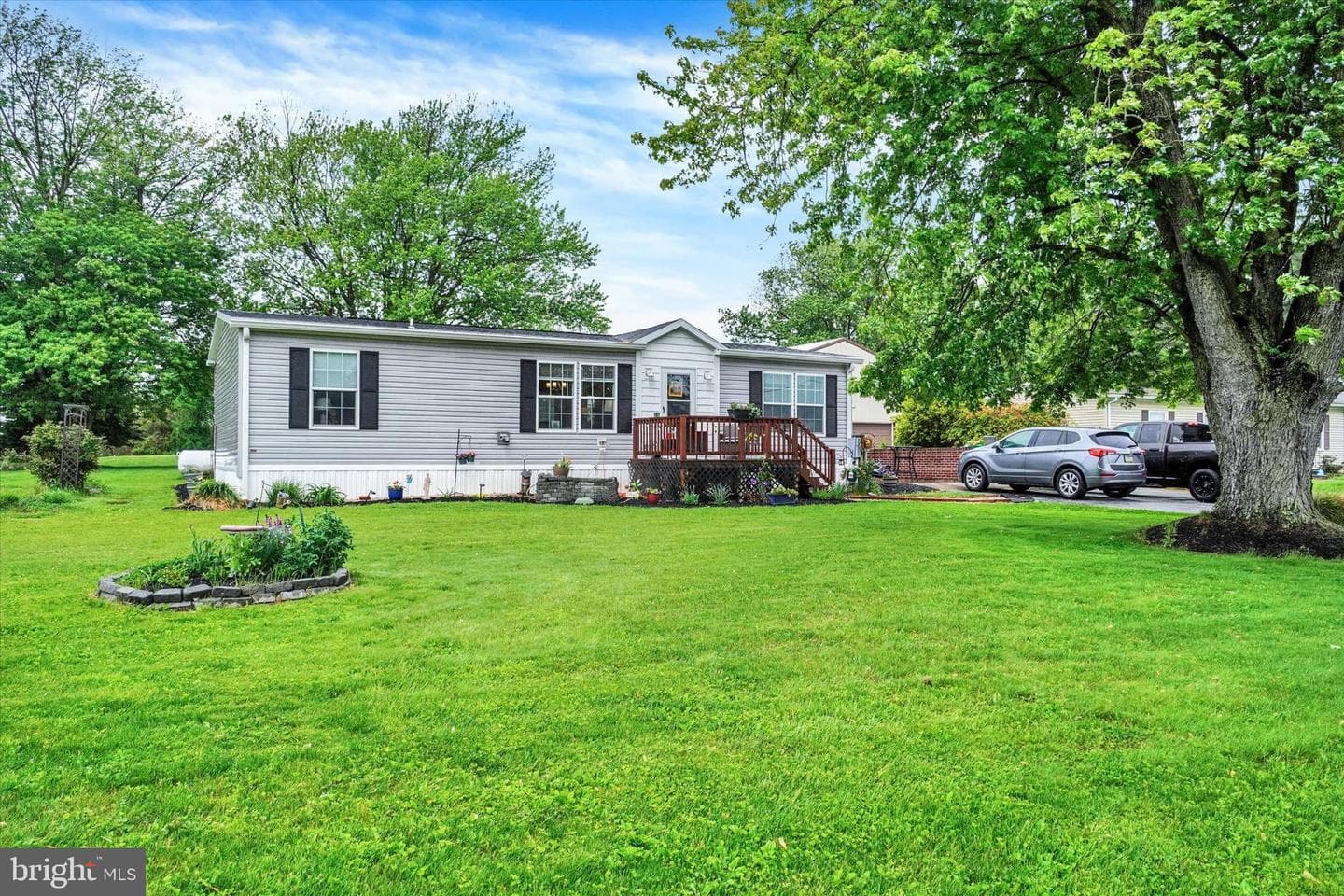 36 Pine Road photo 2
