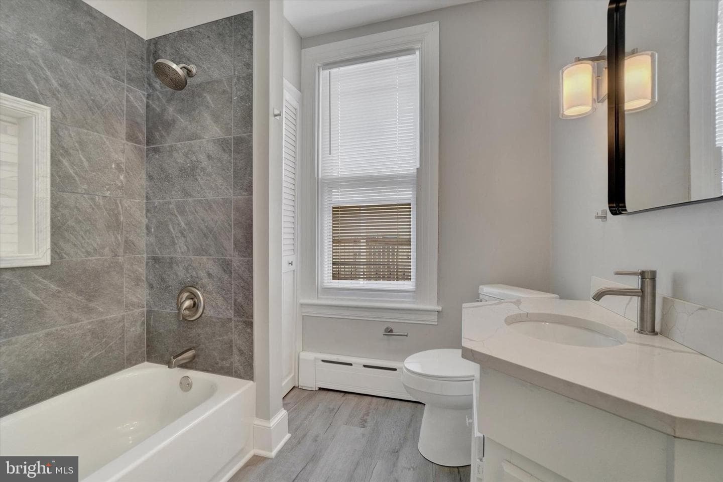 704 Madison Avenue photo 13