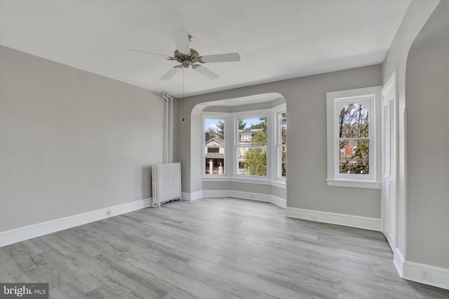 704 Madison Avenue photo 15
