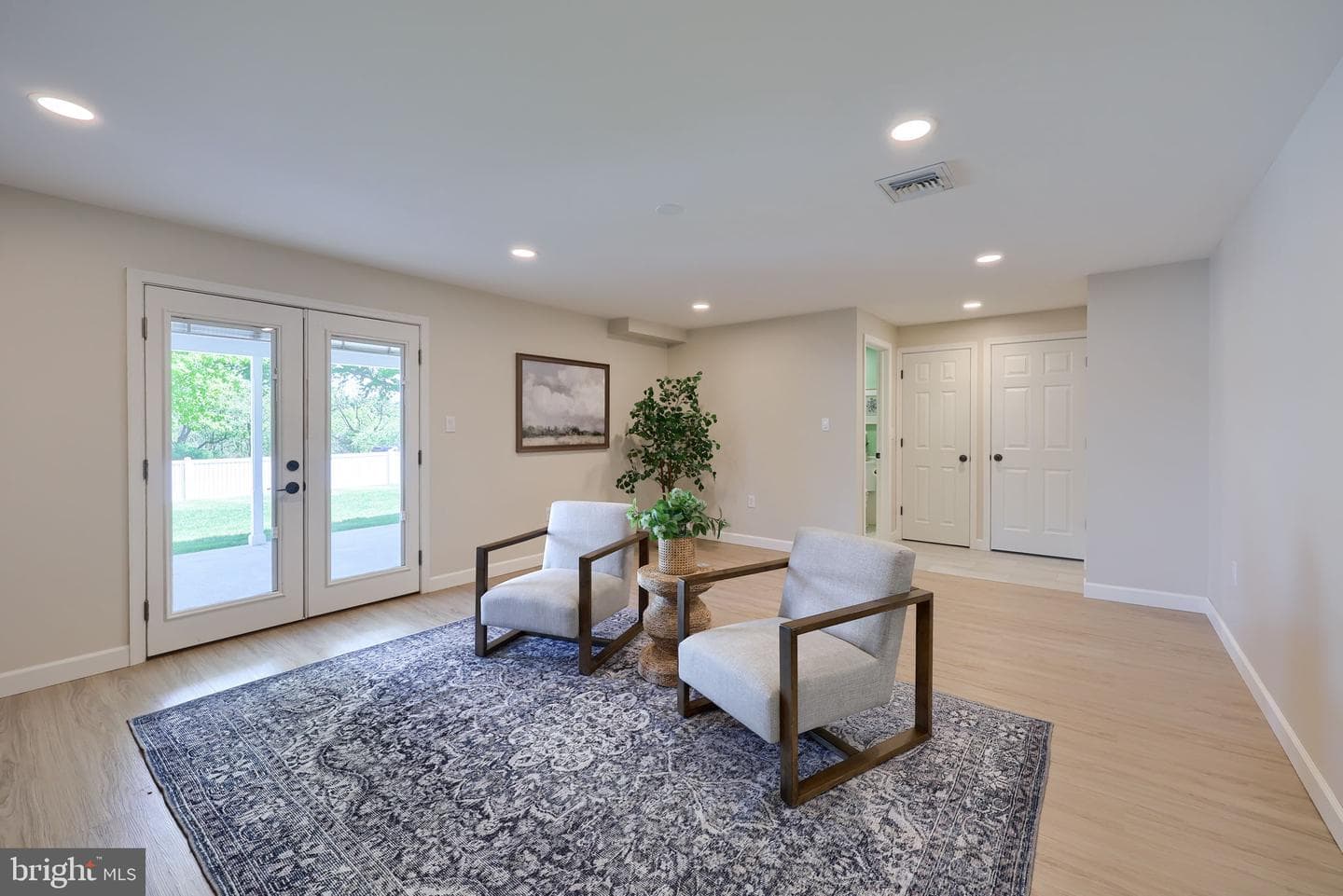 250 Nollyn Drive photo 19