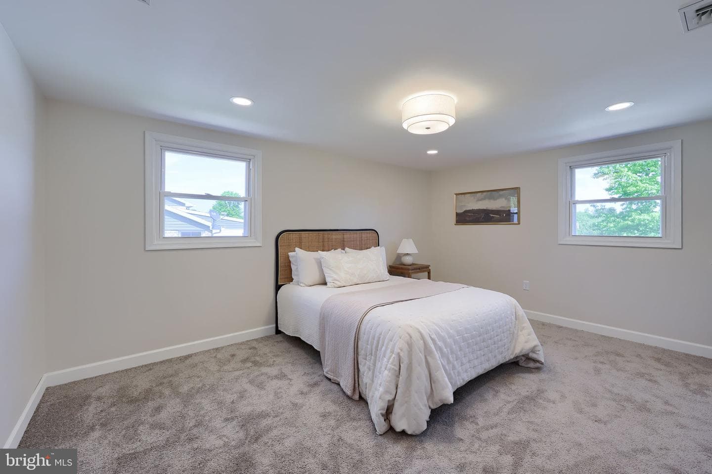 250 Nollyn Drive photo 23