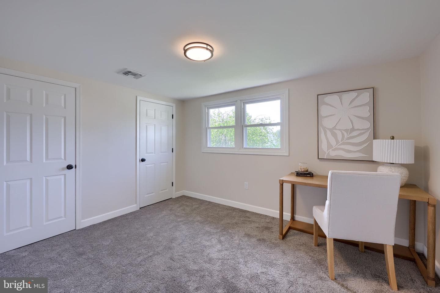 250 Nollyn Drive photo 28