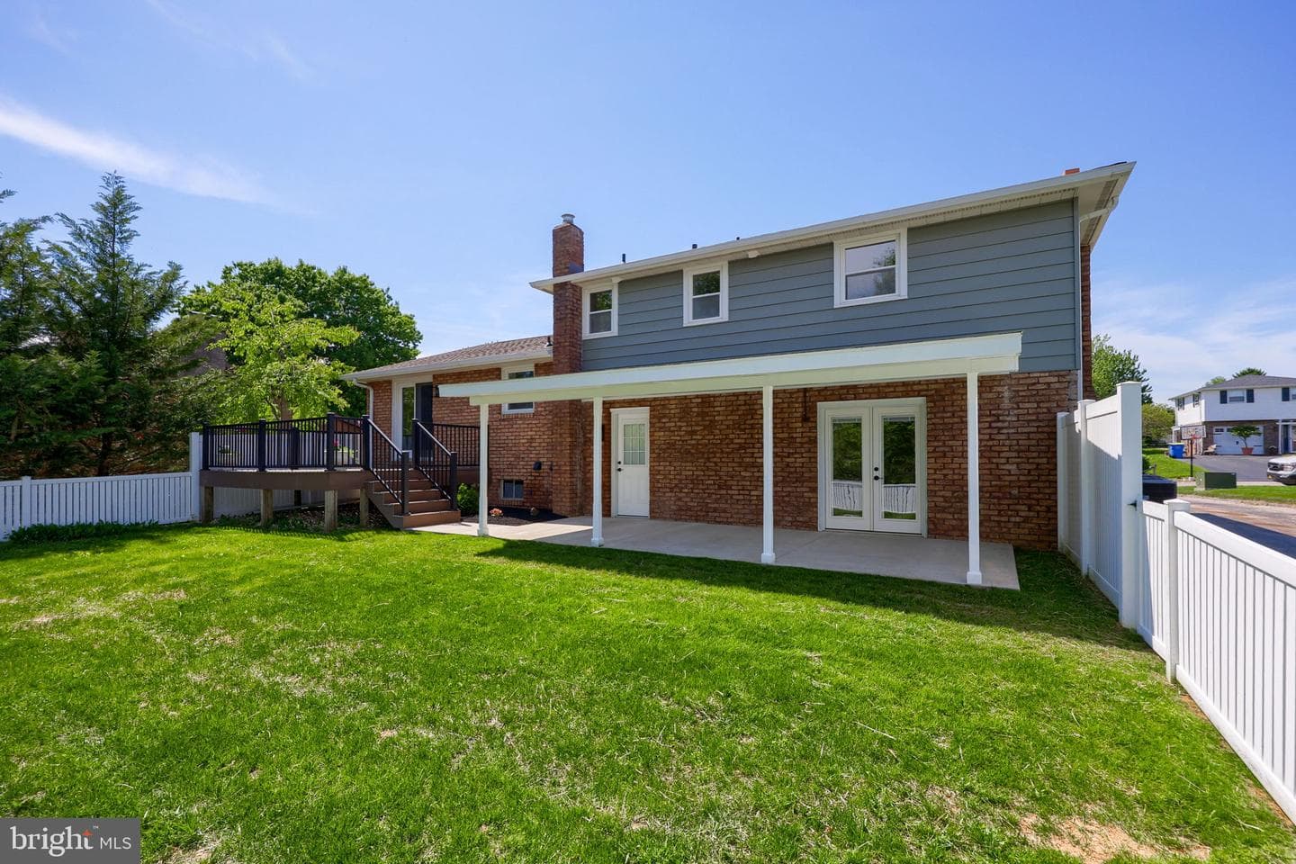 250 Nollyn Drive photo 32