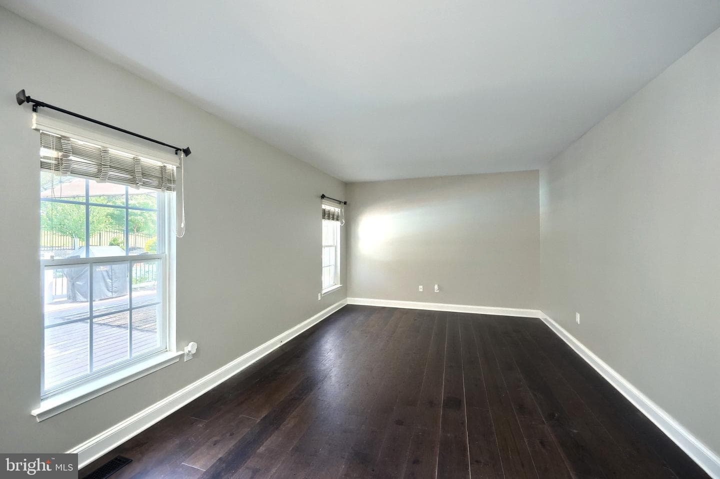 448 El Vista Drive photo 31