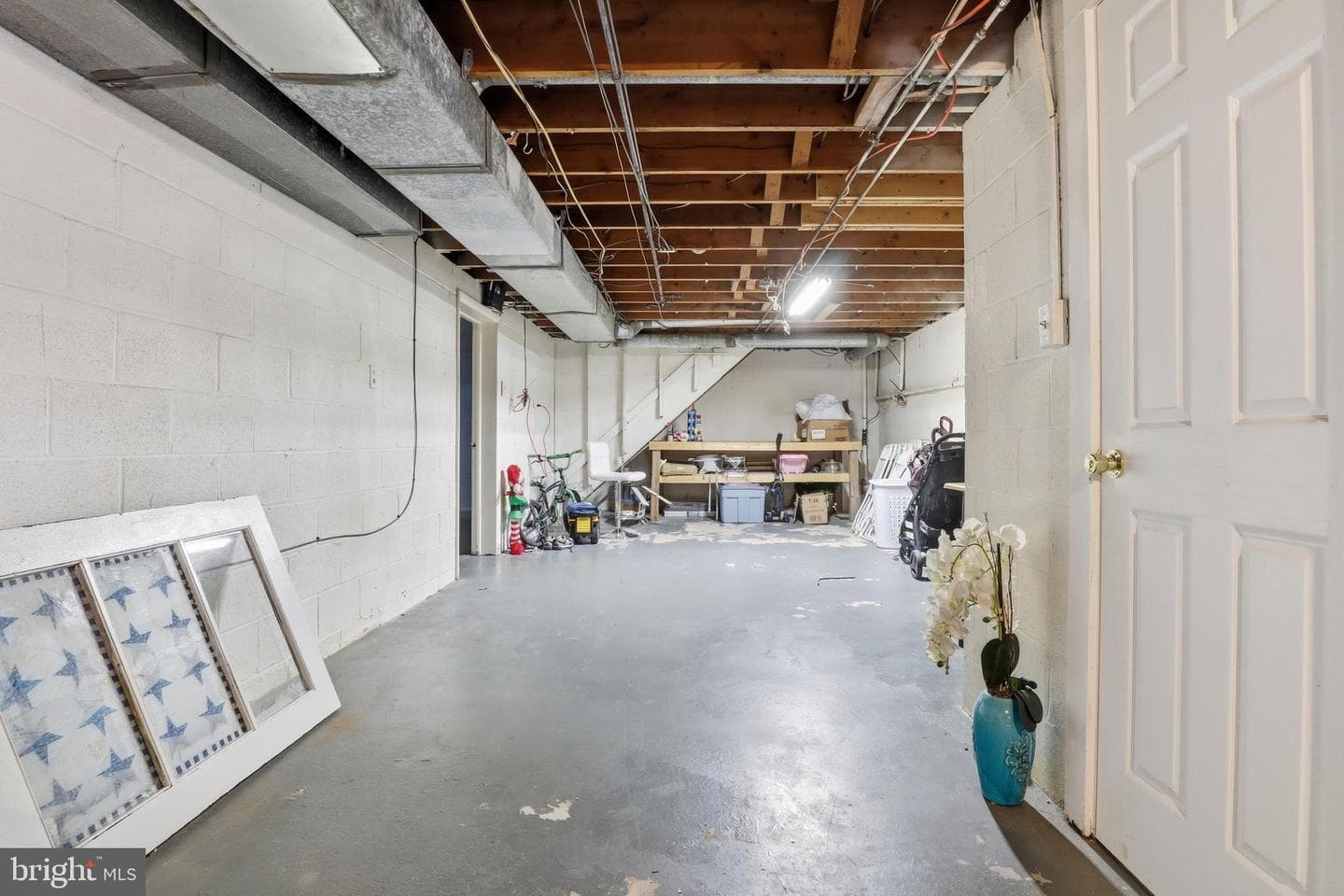 2330 Redwood Road photo 30