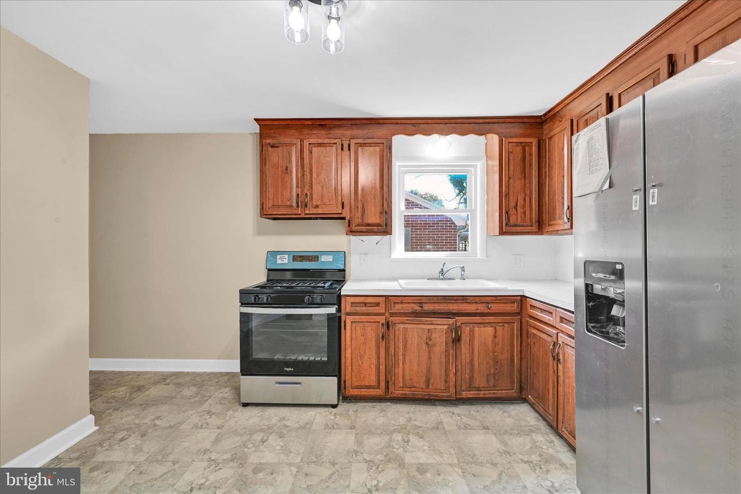 308 E Springettsbury photo 12