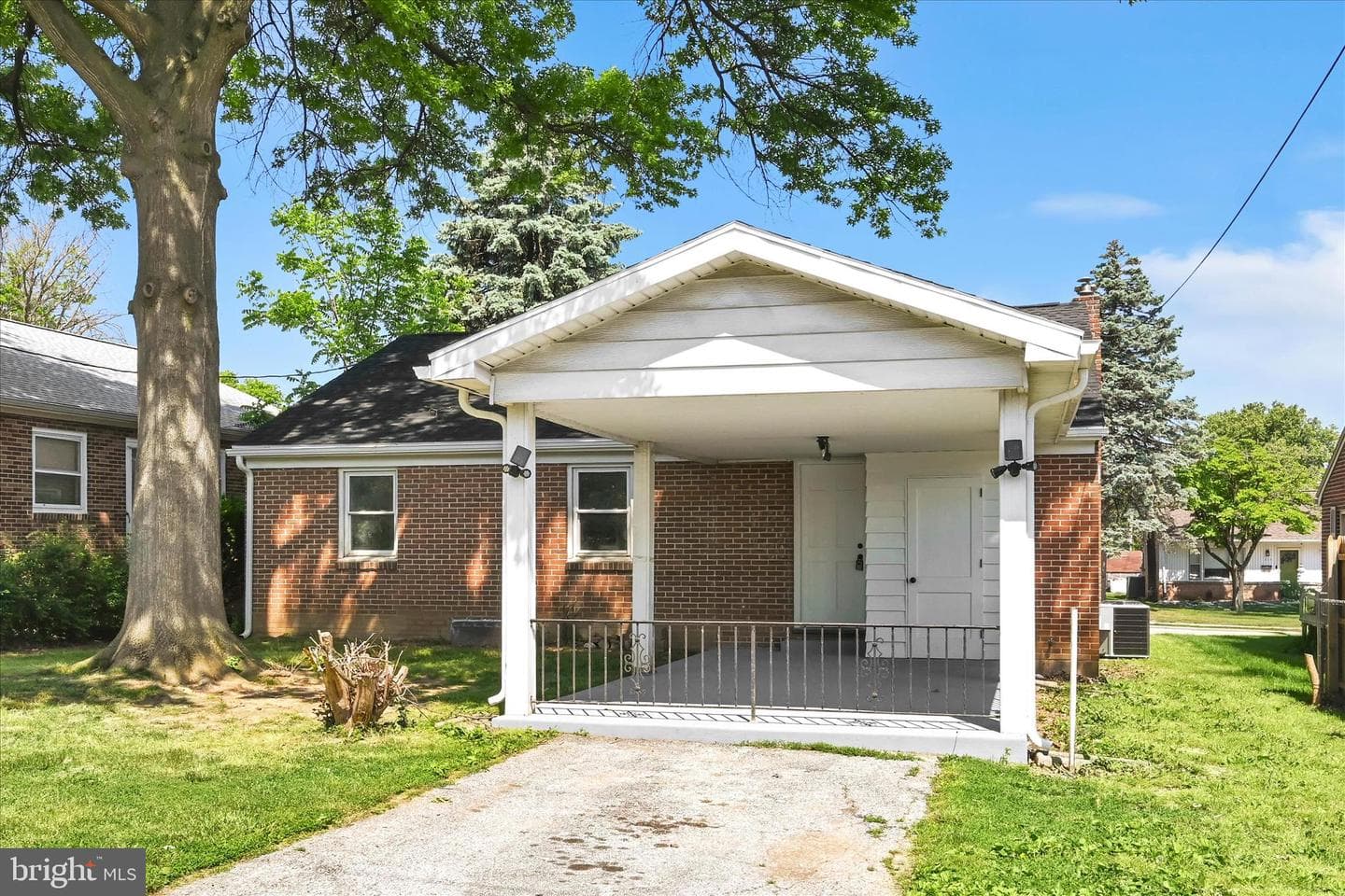 308 E Springettsbury photo 29