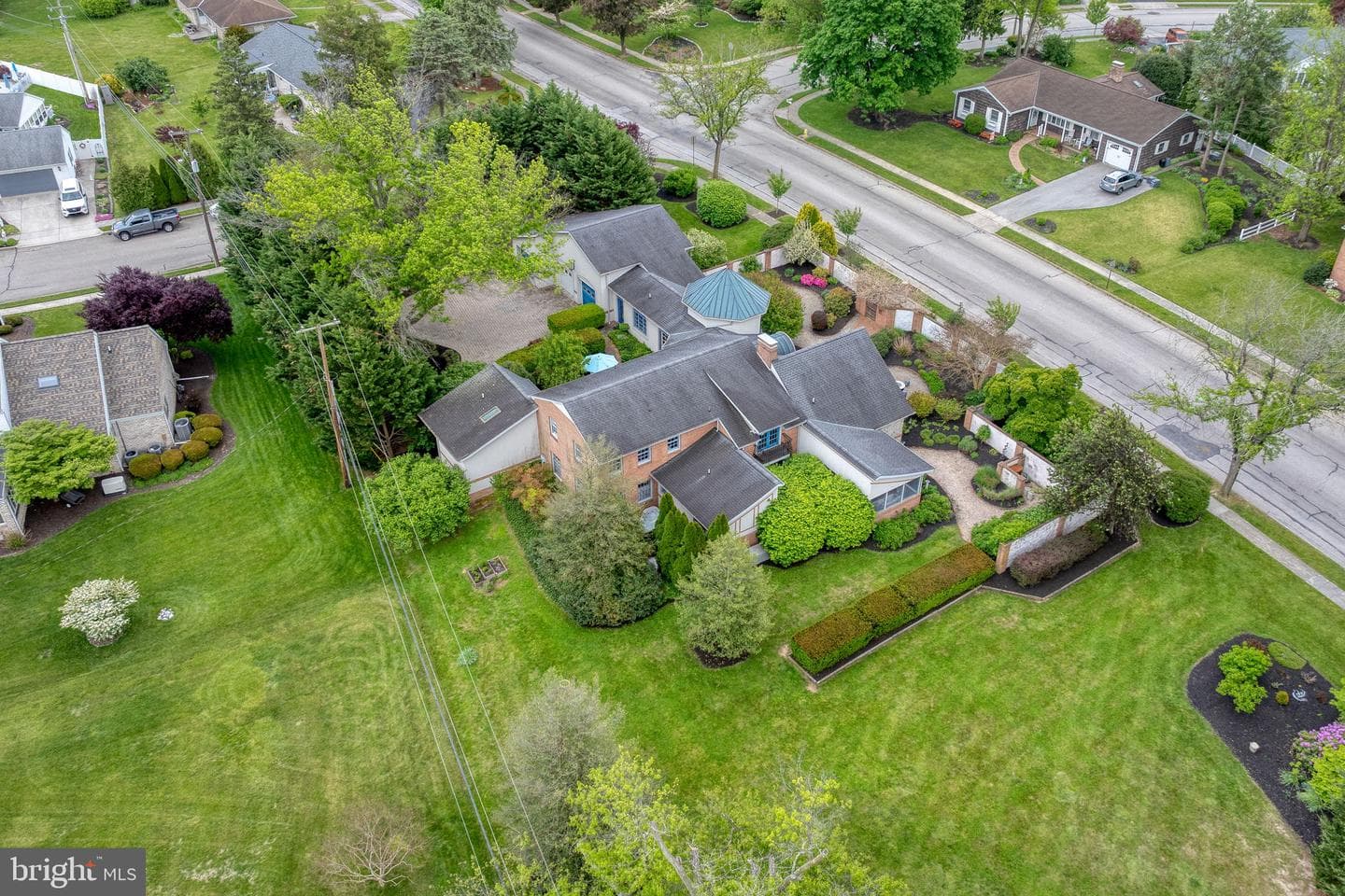 280 Grant Drive photo 100