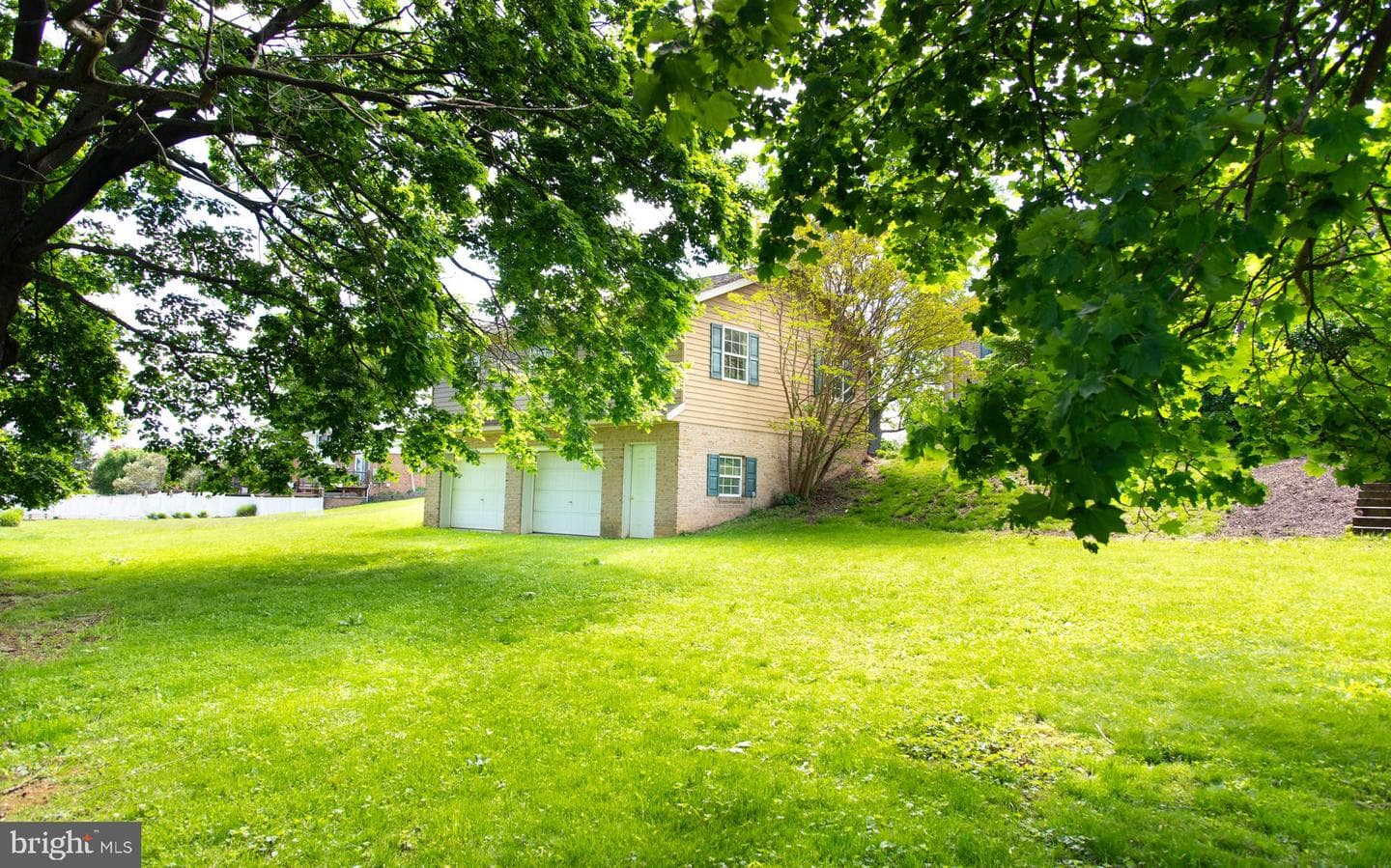 100 Albright Drive photo 10