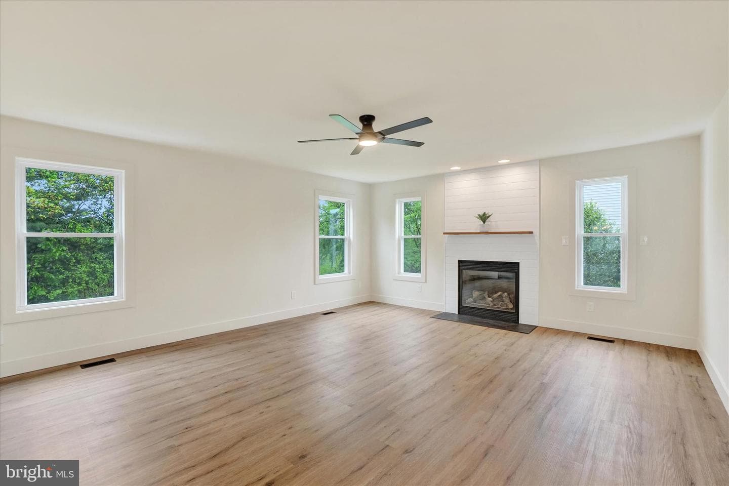 2963 Rexwood Drive photo 7