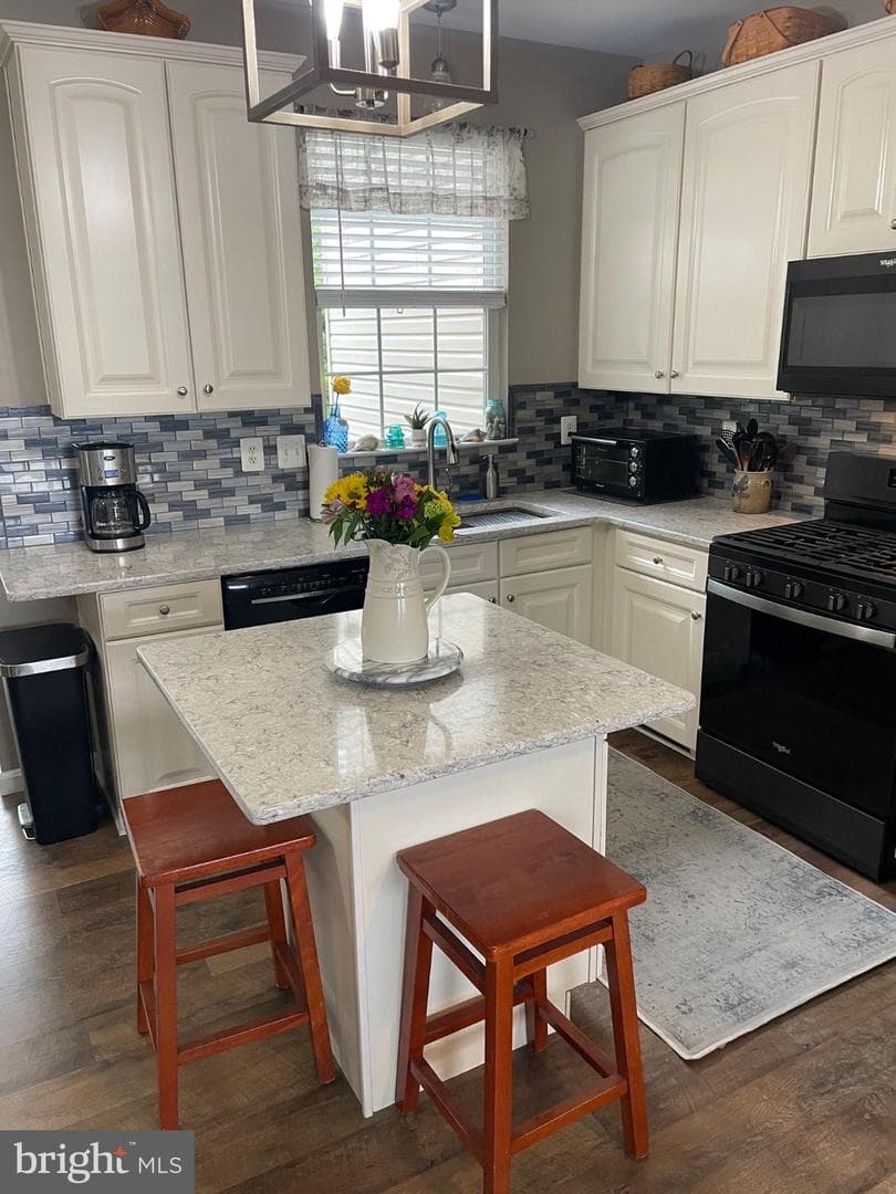 390 Bruaw Drive photo 14