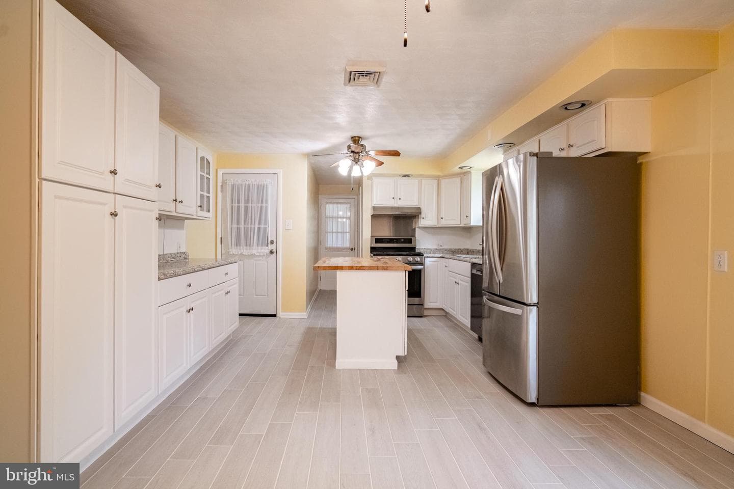 119 E Clearview Drive photo 8