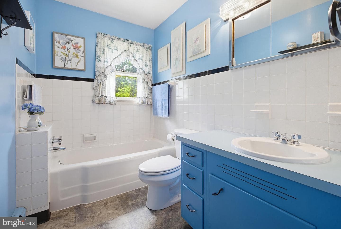 1110 Lombard Road photo 25