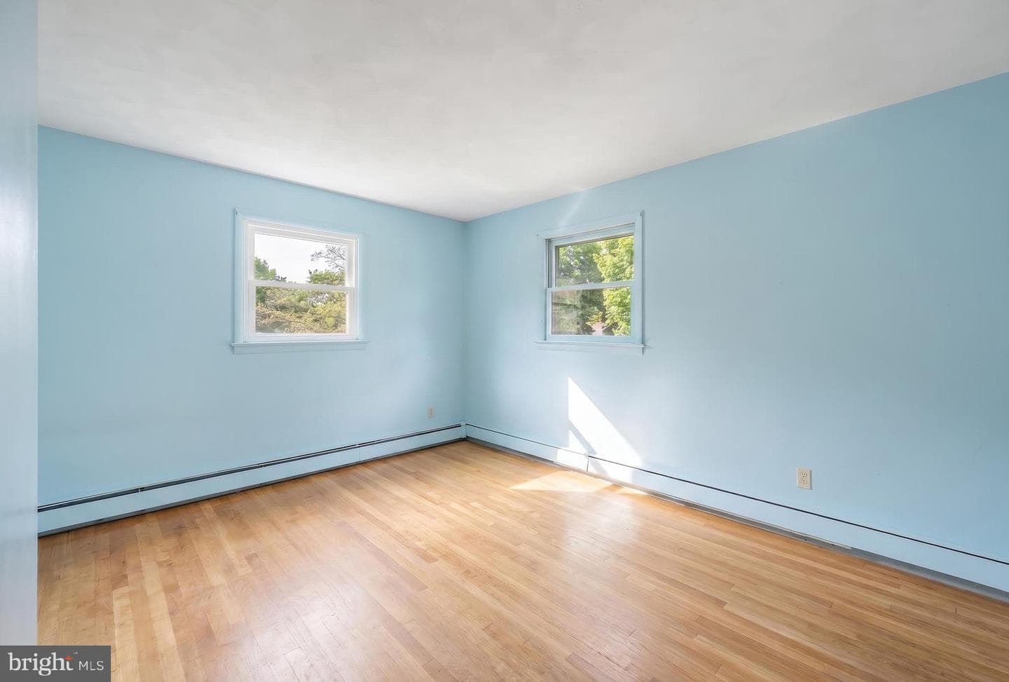 457 Holyoke Drive photo 17