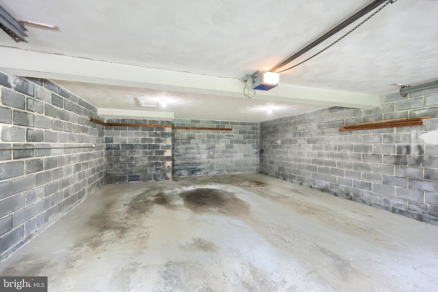 457 Holyoke Drive photo 24