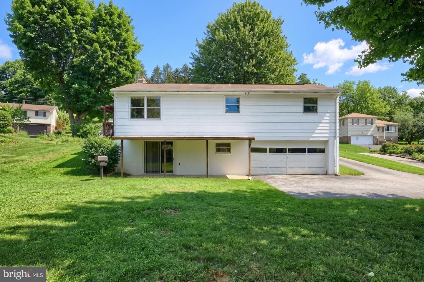 457 Holyoke Drive photo 26