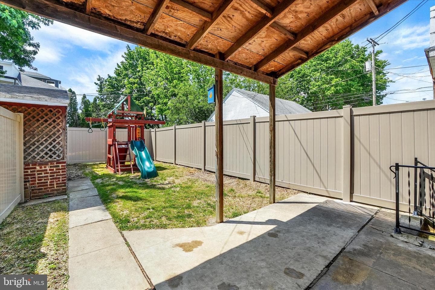 104 N Seward Street photo 25