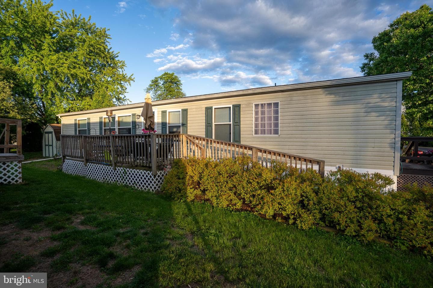 129 Mimosa Drive, York