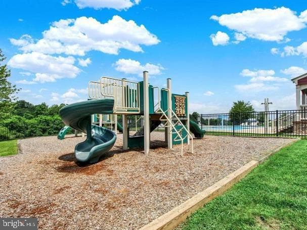 60 Blaine Drive photo 63