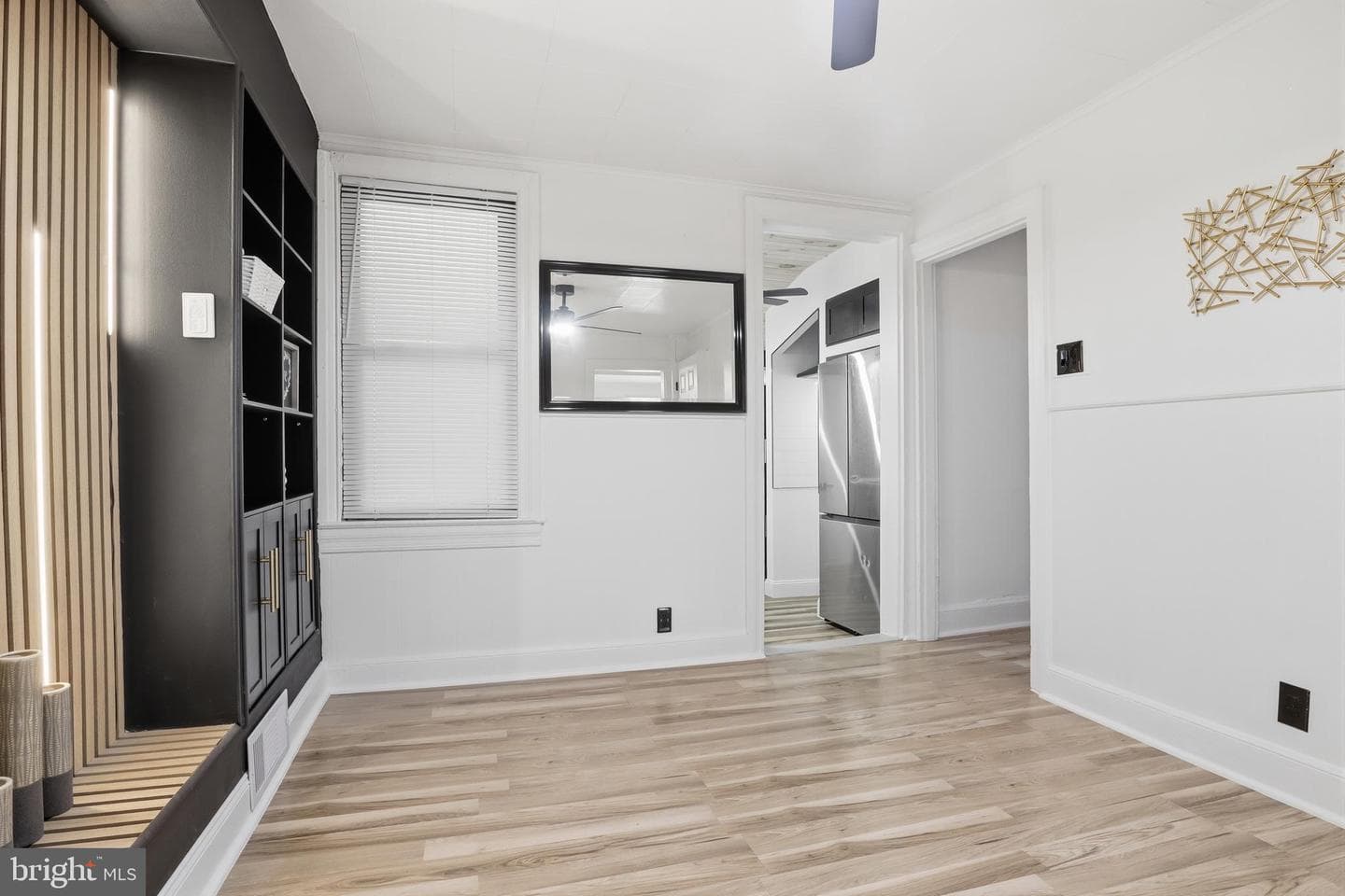 38 W 8th Avenue photo 11