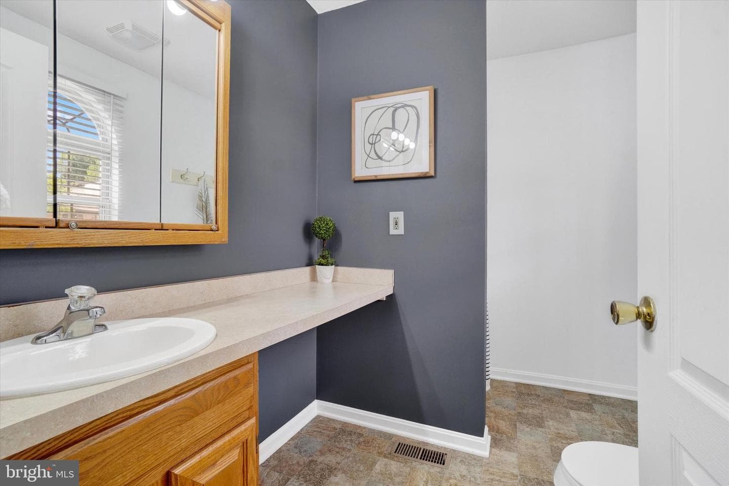 269 W Chestnut Street #3 photo 19
