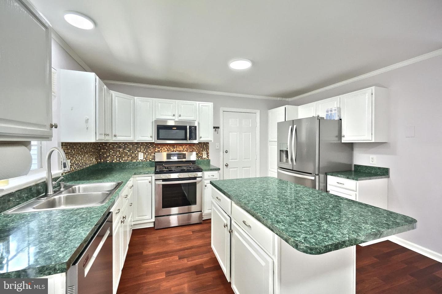 3742 Kimberly photo 24